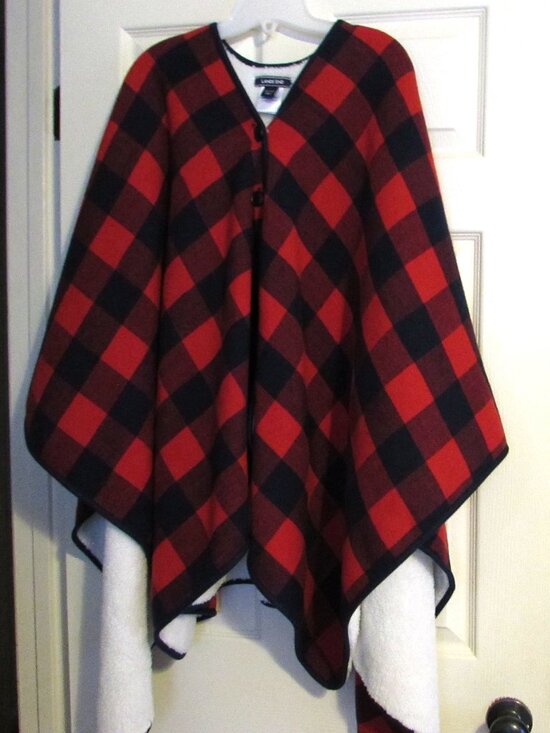 Lands End Buffalo Print Sherpa Fleece Lined Pancho Jacket Red Black One Size - Picture 1 of 5